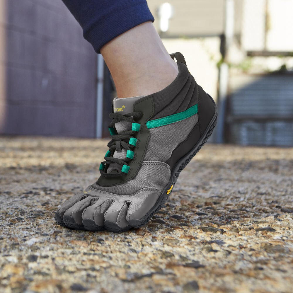 Vibram Five Fingers Womens Running Shoes - Black/Grey/Green - V-Trek Insulated - 37859-QUOP